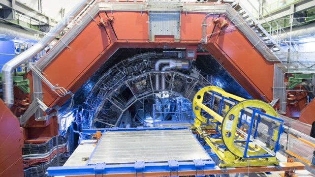Researchers at the world's largest particle accelerator in Switzerland have presented proposals for a new, much larger supercollider
